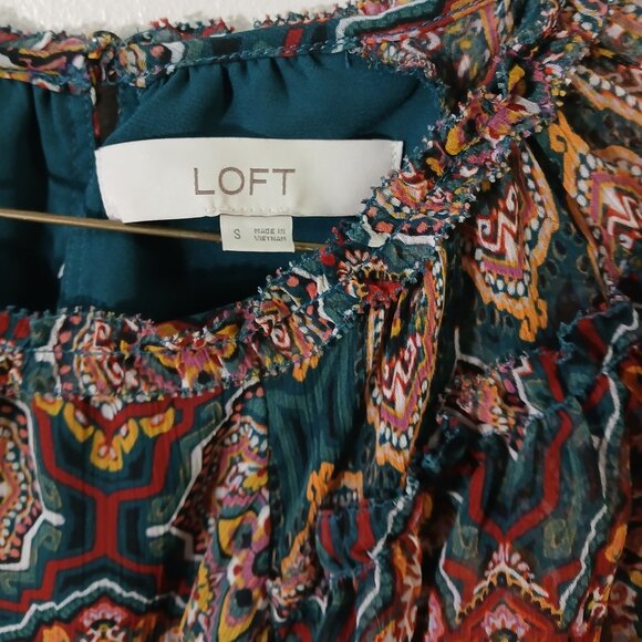 LOFT blouse - size small - dark green with gold, burgundy, white pattern - Picture 3 of 8